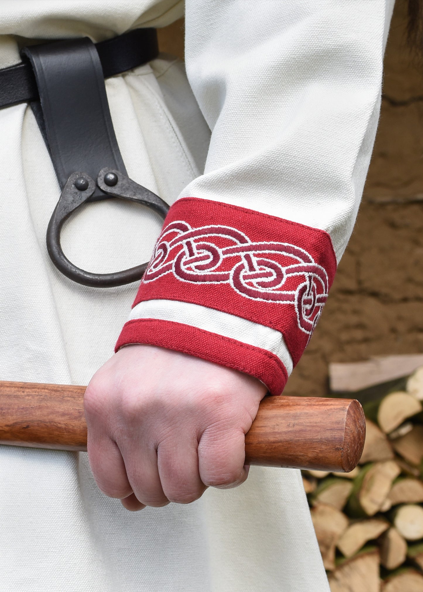 Wikinger Tunika mit Stickerei, rot-natur