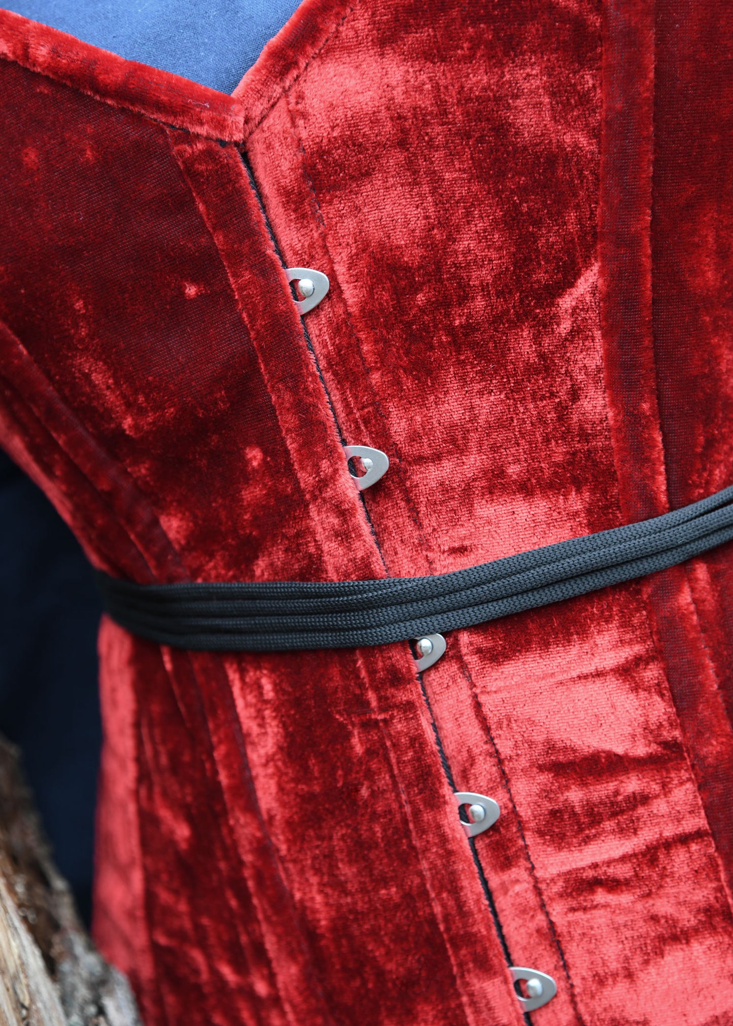 Fantasy Vollbrust Corsage aus Samt rot