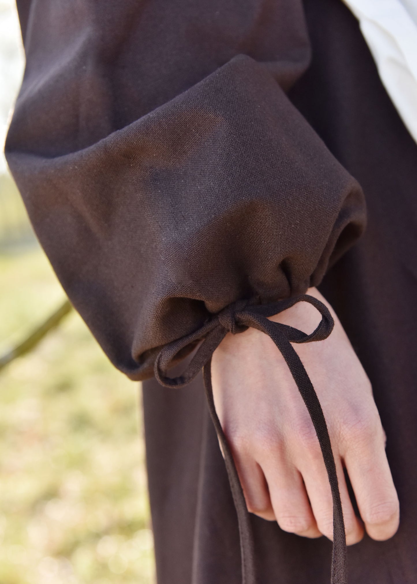 Einfaches mittelalterliches Kleid / Unterkleid Braun