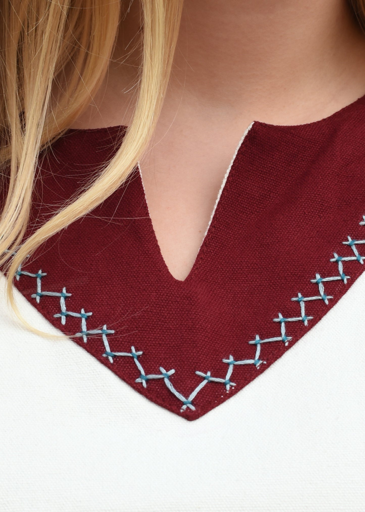 Wikinger Kleid , natur/weinrot