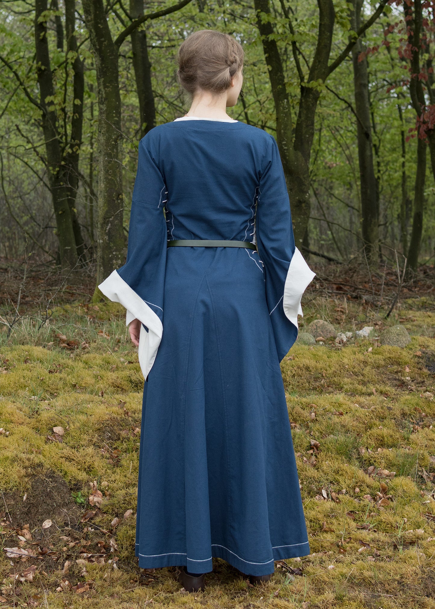 Mittelalterkleid mit Höllenfenstern blau/natur
