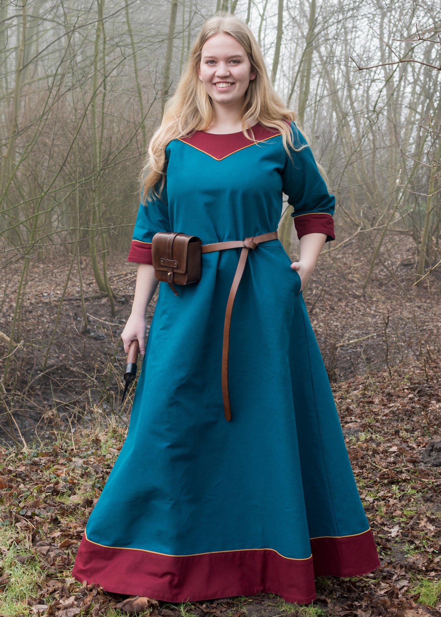 Mittelalterkleid aus Canvas, petrol oder grün