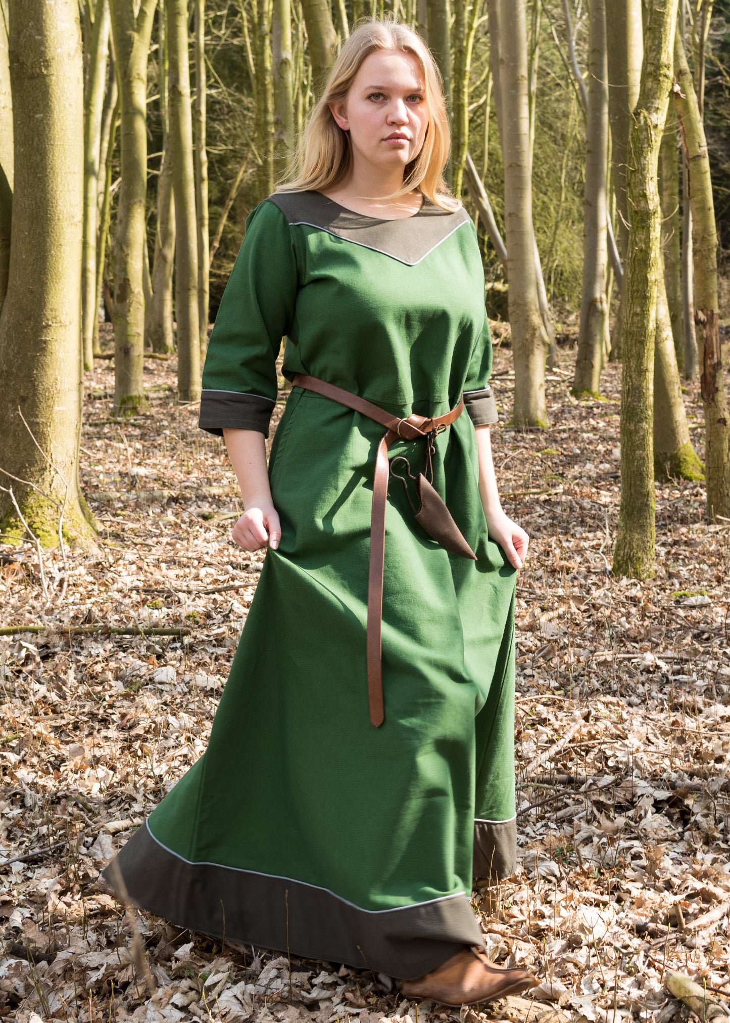 Mittelalterkleid aus Canvas, petrol oder grün