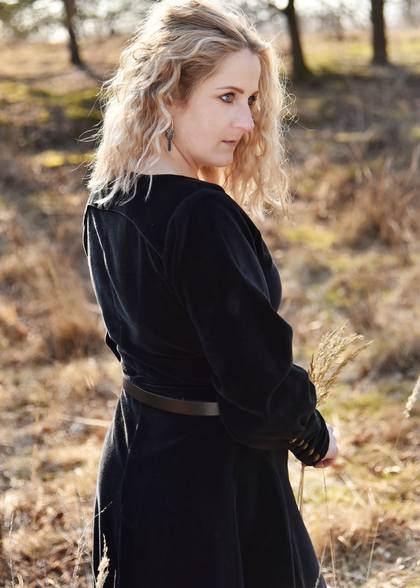 Cotehardie aus Samt, Mittelalterkleid, schwarz
