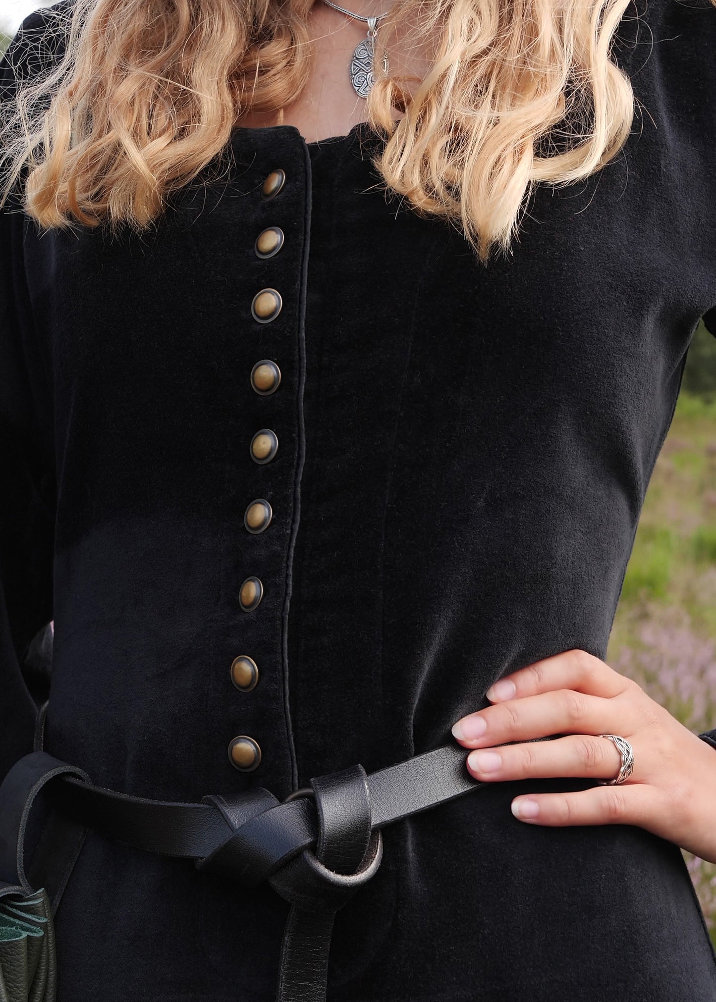 Cotehardie aus Samt, Mittelalterkleid, schwarz