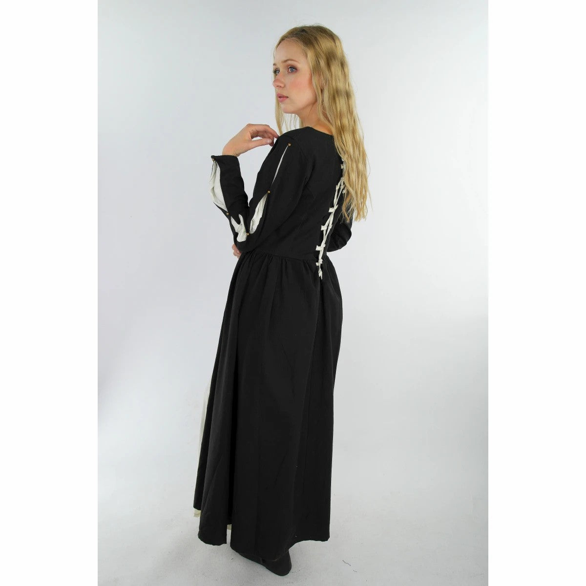 Mittelalterliches Kleid mit Einsätzen schwarz/natur