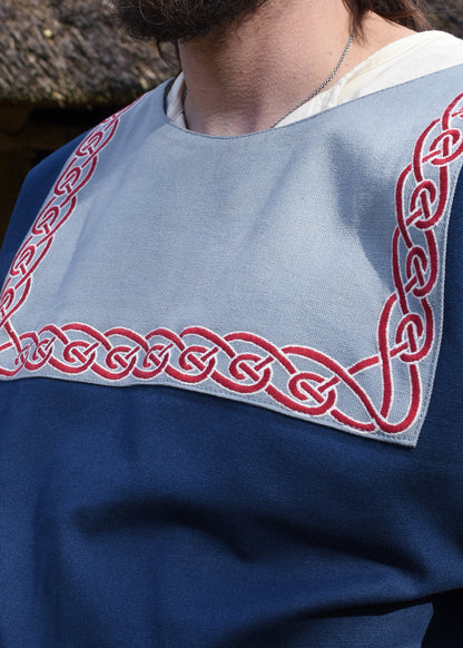 Wikinger Tunika mit Stickerei, blau