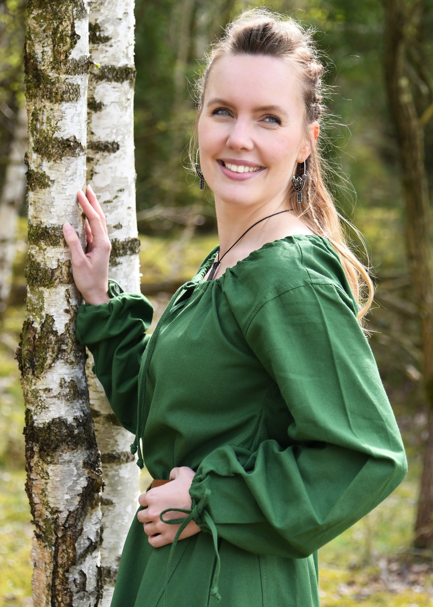 Einfaches mittelalterliches Kleid / Unterkleid grün