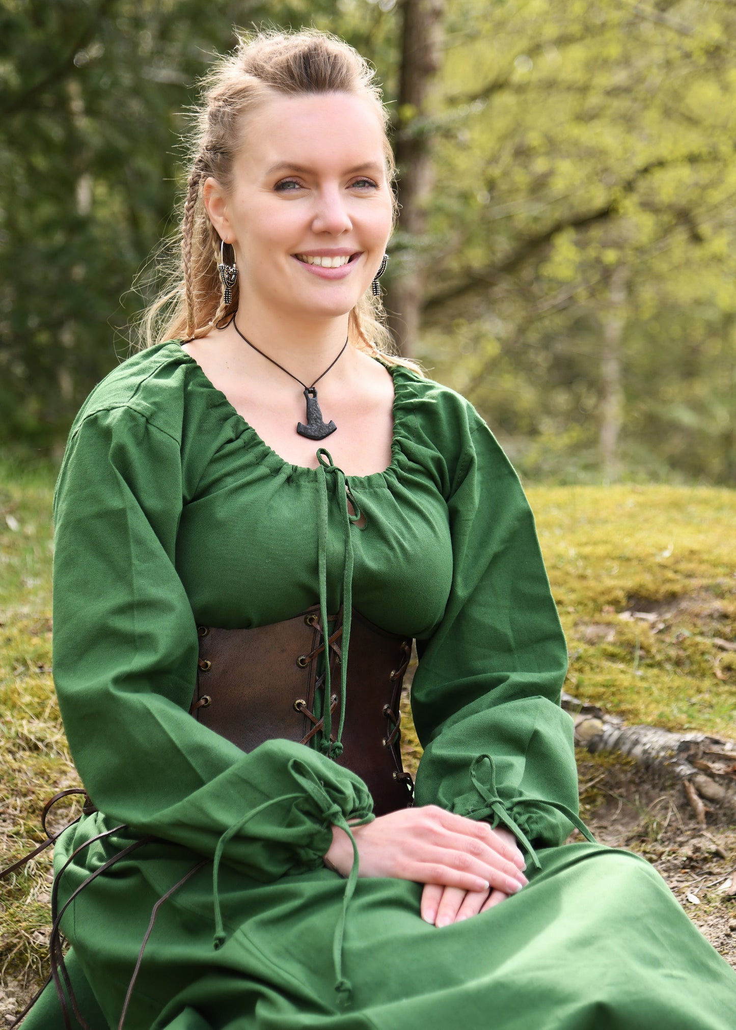 Einfaches mittelalterliches Kleid / Unterkleid grün