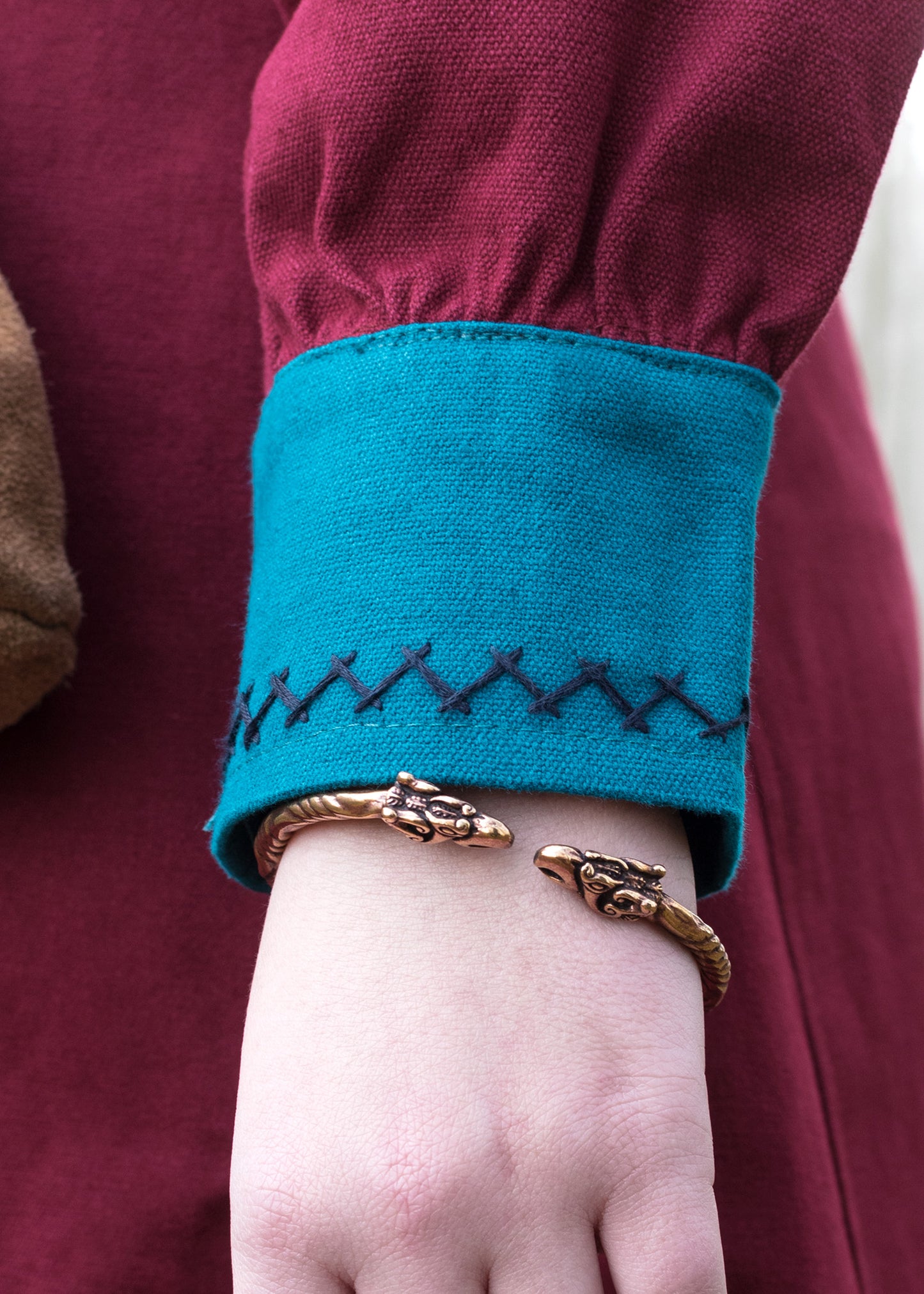 Wikingerkleid, weinrot/petrol