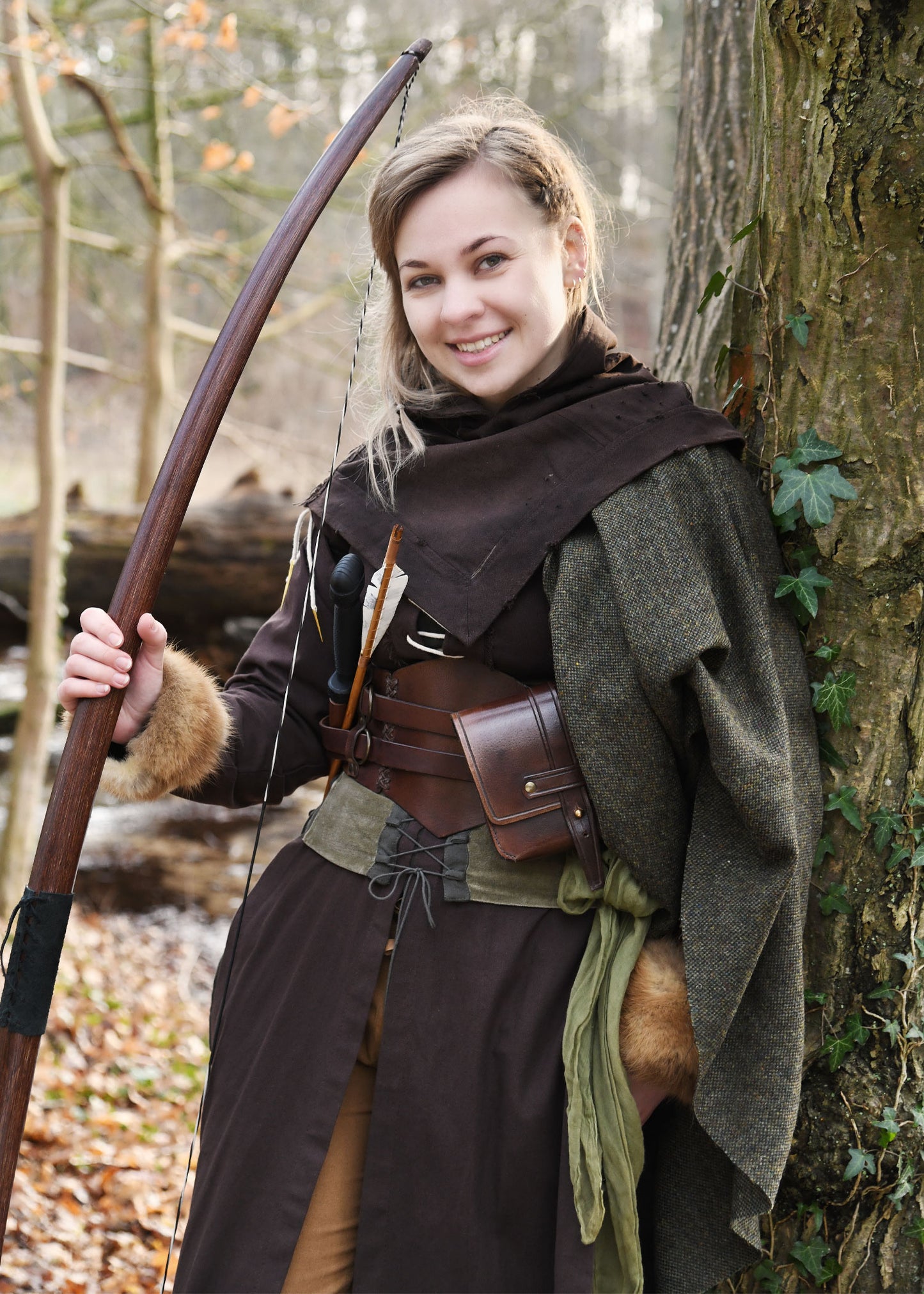 Mittelalterkleid mit Schnürungen, braun