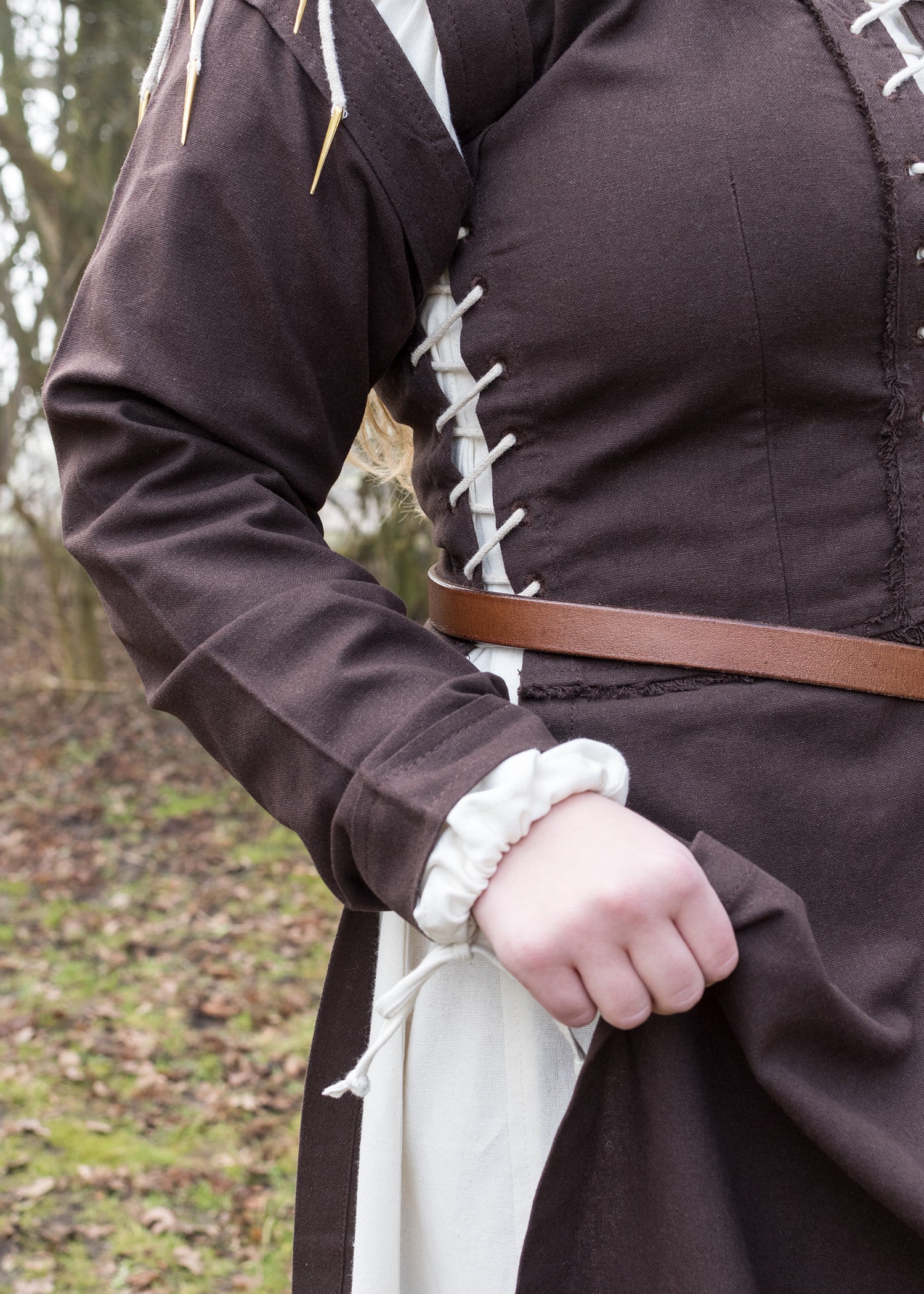 Mittelalterkleid mit Schnürungen, braun