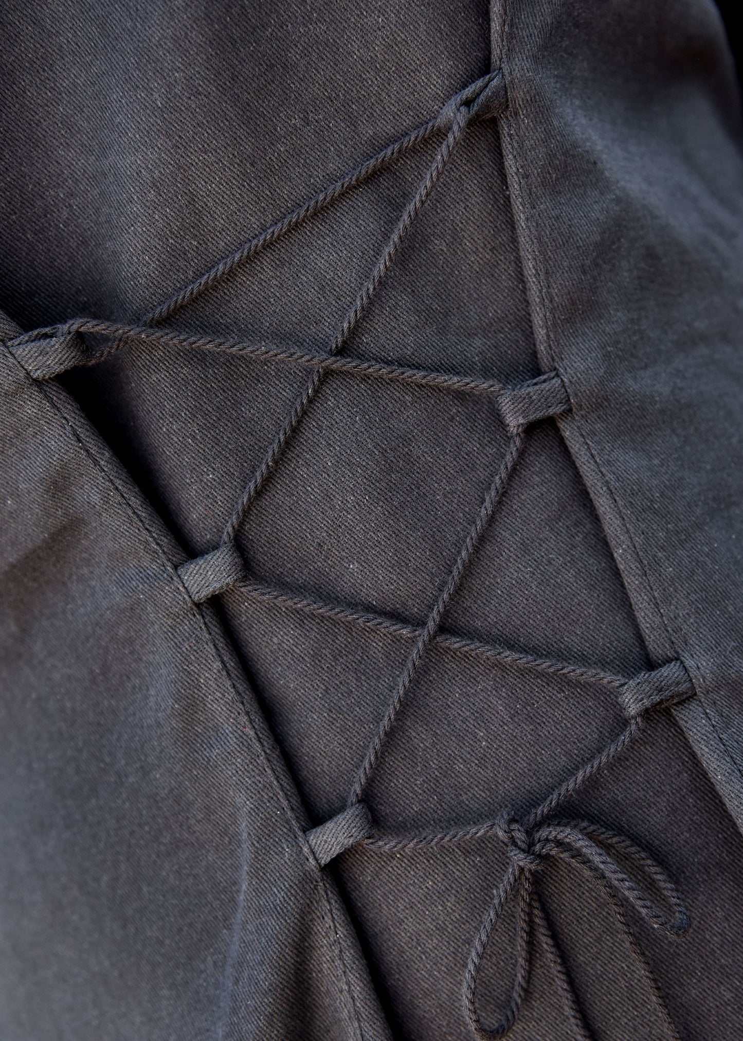 Mittelalterkleid mit Samt-Details, schwarz