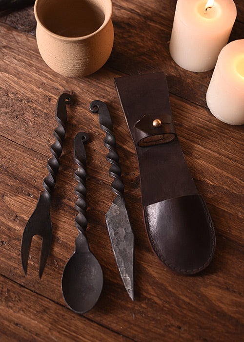 Handgeschmiedetes mittelalterliches Essbesteck- 3-teilig Messer, Gabel, Löffel mit Tasche