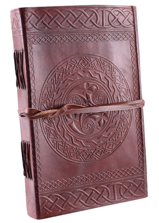 Lederbuch mit keltischem Motiv, Braun, ca. 21 x 14 cm