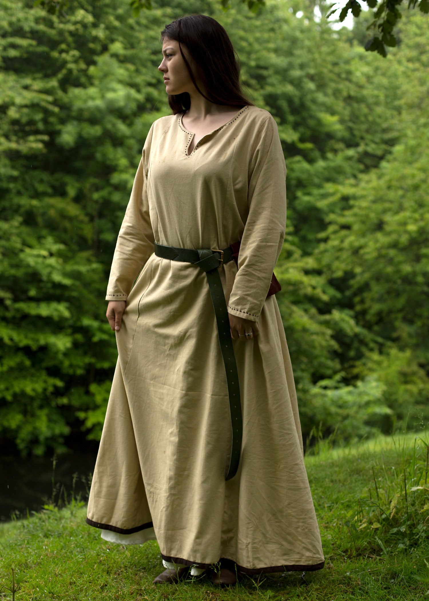 Schlichtes Mittelalterkleid, beige/braun