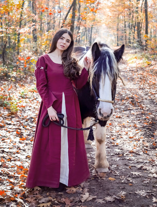 SALE! ⚔ Geschnürtes Mittelalterkleid XL – Majestätischer Auftritt in Rot