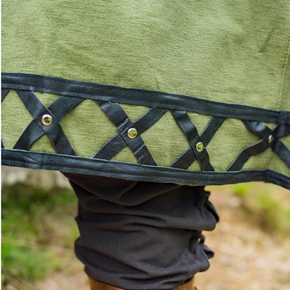 Wikinger Tunika mit aufwändigen Lederapplikationen in grün