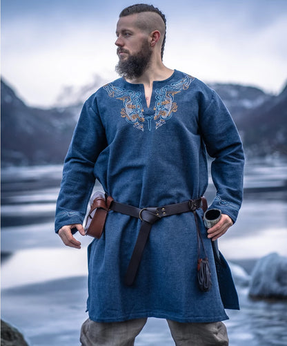 Wikinger Tunika mit Urnes-Stil Handstickerei Graublau